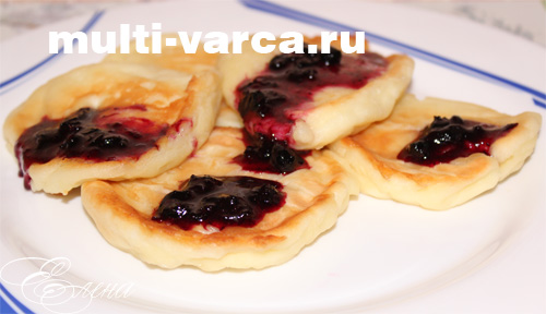 Сирні сирники в мультиварці
