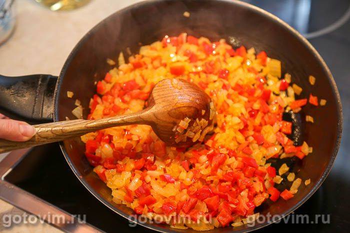 Баклажани з яйцем і сиром у духовці