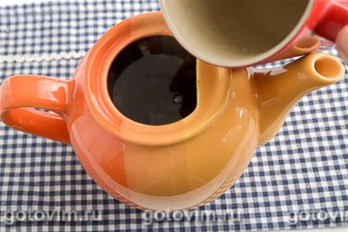 Чай із кардамоном і фініками