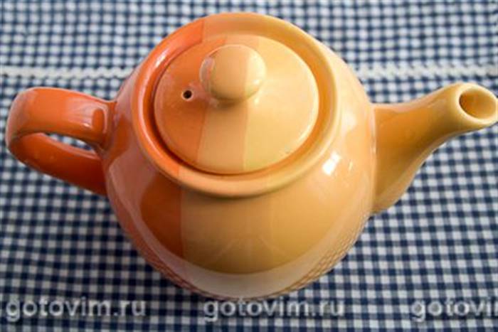 Чай із кардамоном і фініками