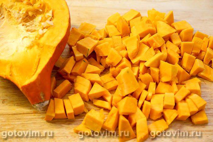 Гарбузова каша з кукурудзою та помідорами