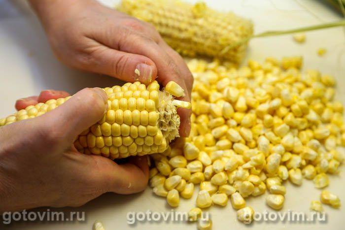 Гарбузова каша з кукурудзою та помідорами