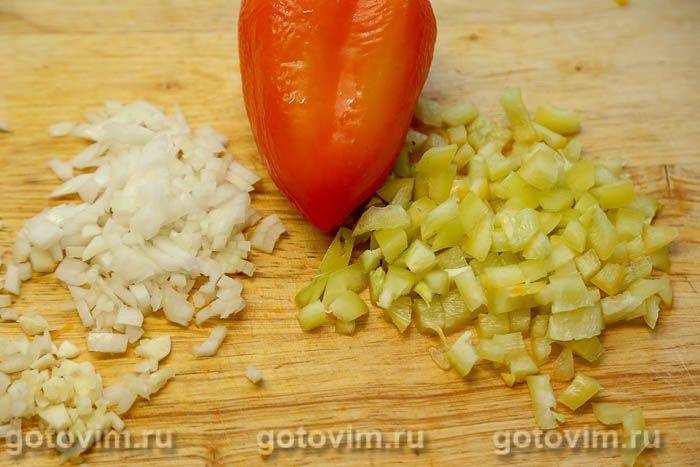 Гарбузова каша з кукурудзою та помідорами