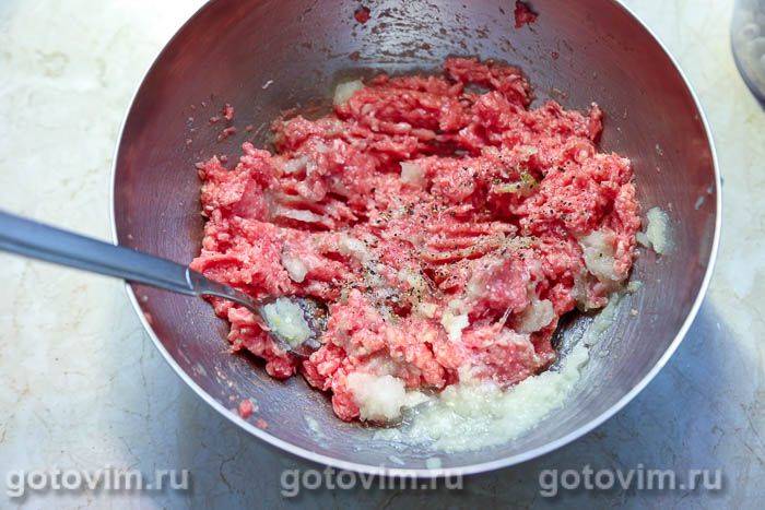 Котлети м'ясні з арахісом