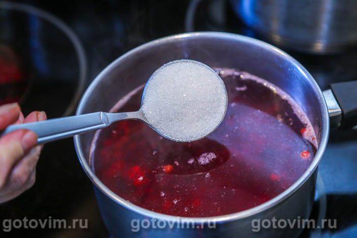 Компот із костяники та ожини