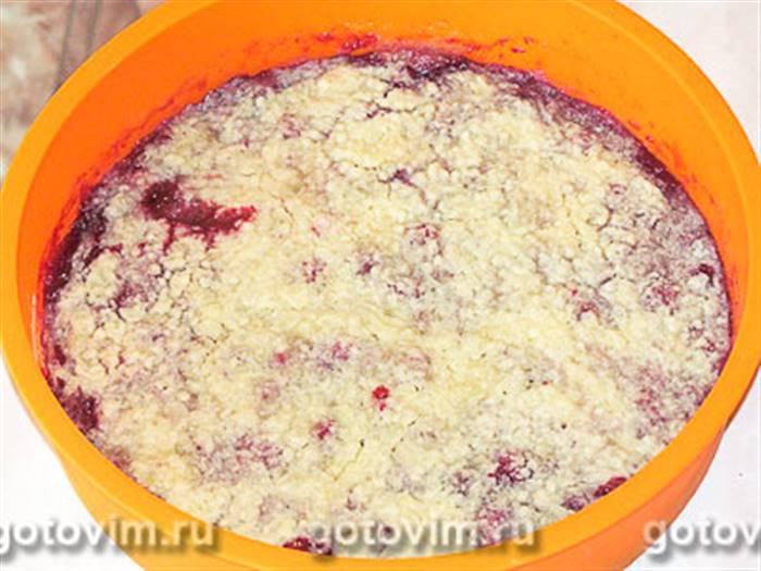 Малиновий коблер у мікрохвильовці