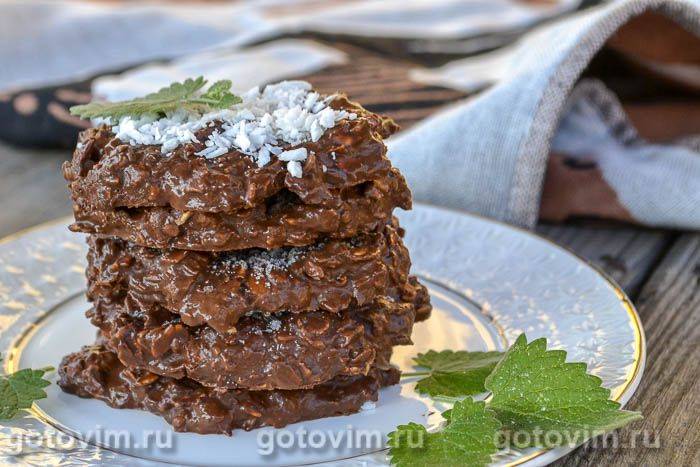 Вівсяне печиво з шоколадом і бананами без випічки. Фотографія рецепта