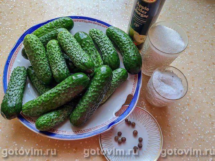 Хрусткі мариновані огірки кружальцями