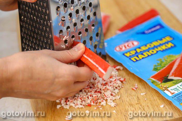 Канапе з крабовими паличками VIČI та сиром