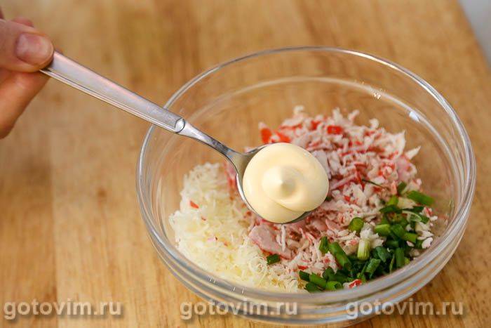 Канапе з крабовими паличками VIČI та сиром