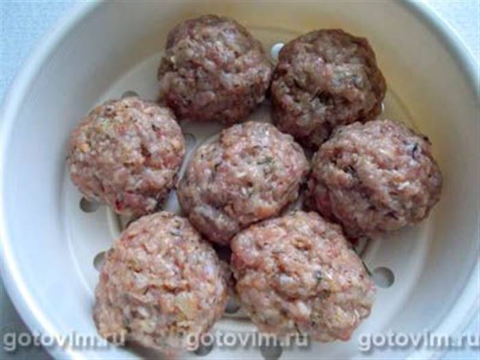 Котлети з кролика на пару