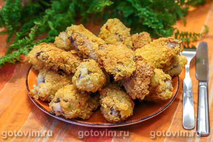 Курячі крильця в хрусткому паніруванні з кукурудзяних пластівців. Фотографія рецепта