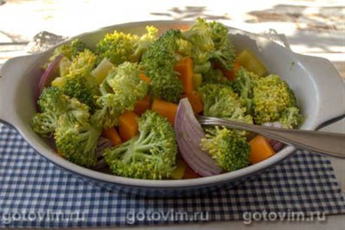 Броколі з гарбузом, запечені в духовці