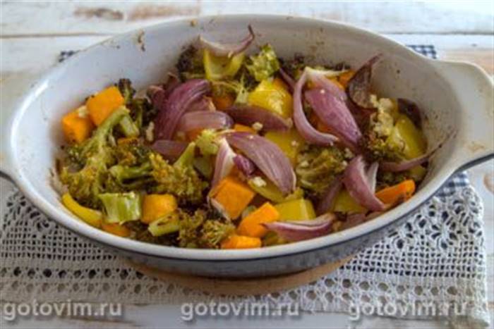 Броколі з гарбузом, запечені в духовці