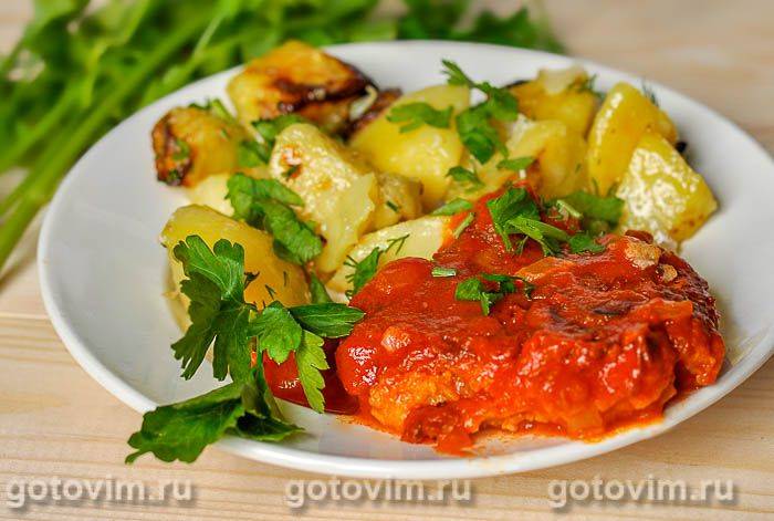 Цибулеві котлети в томатному соусі. Фотографія рецепта