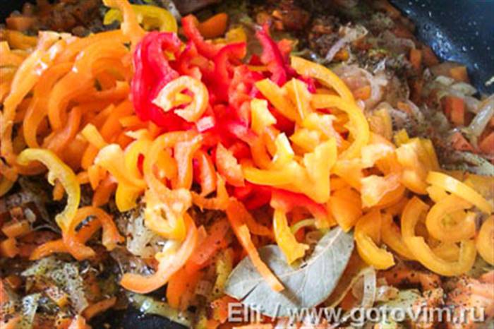 Курка в пиві з овочами (Pollo a la cerveza con verduras)