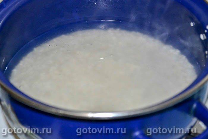 Рисова каша з сушеними грибами