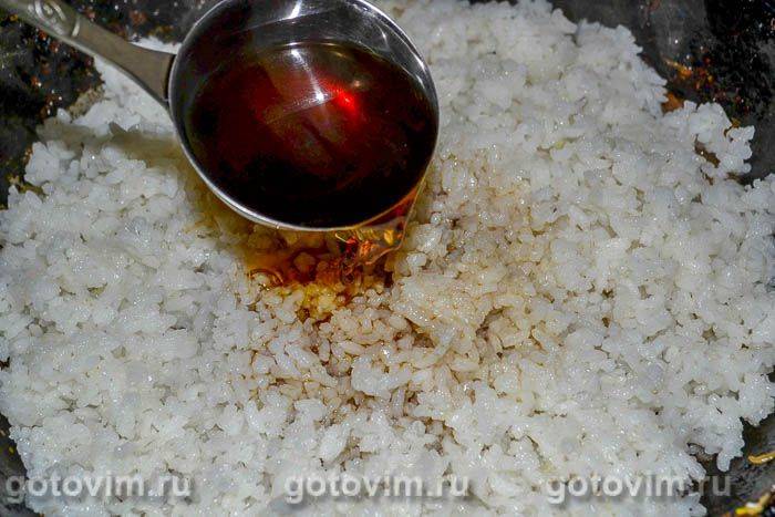 Рисова каша з сушеними грибами