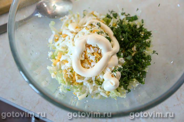 Салат із зеленої редьки з вареним язиком