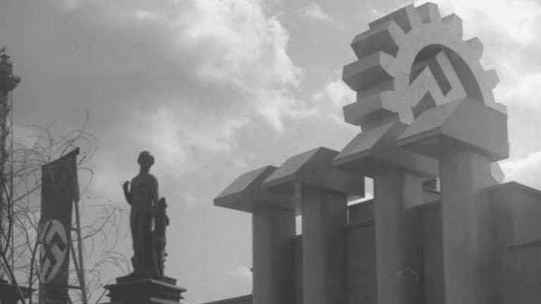 Чому суспільства повертаються назад реакціонізм як виклик прогресу