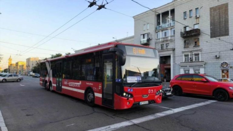 Як не заплутатися в маршрутці 40А у Запоріжжі