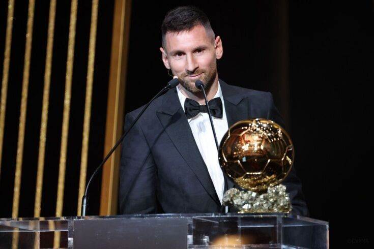 Хто отримав Золотий м'яч у 2010 році і як це сталося