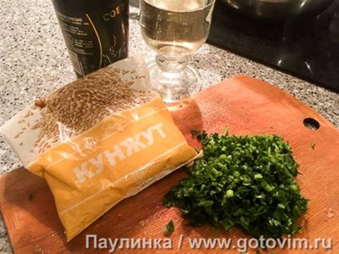 Китайський курячий суп із брюссельською капустою