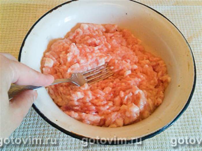 Курячі фрикадельки в часниковому соусі