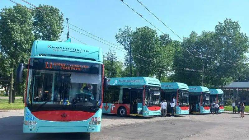 Коли їздять тролейбуси в Києві 2026 – повний розклад і графік руху